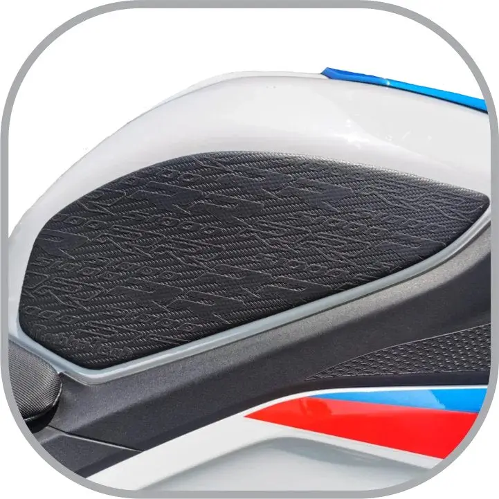 Rubbatech Bmw S1000rr Branded Knee Pads 1