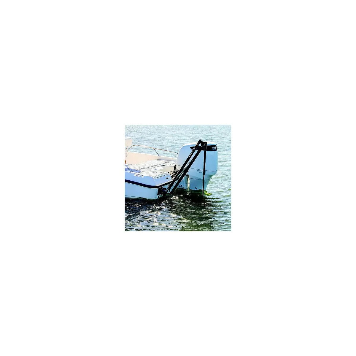 Lewmar 69600943 Axis Shallow Water Anchor, White 1