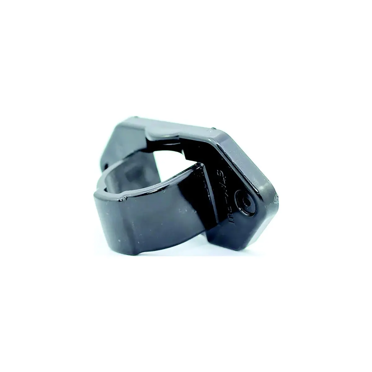 Tri-Lynx 8200B Corp Lynx Stay Put Plug Holder 1