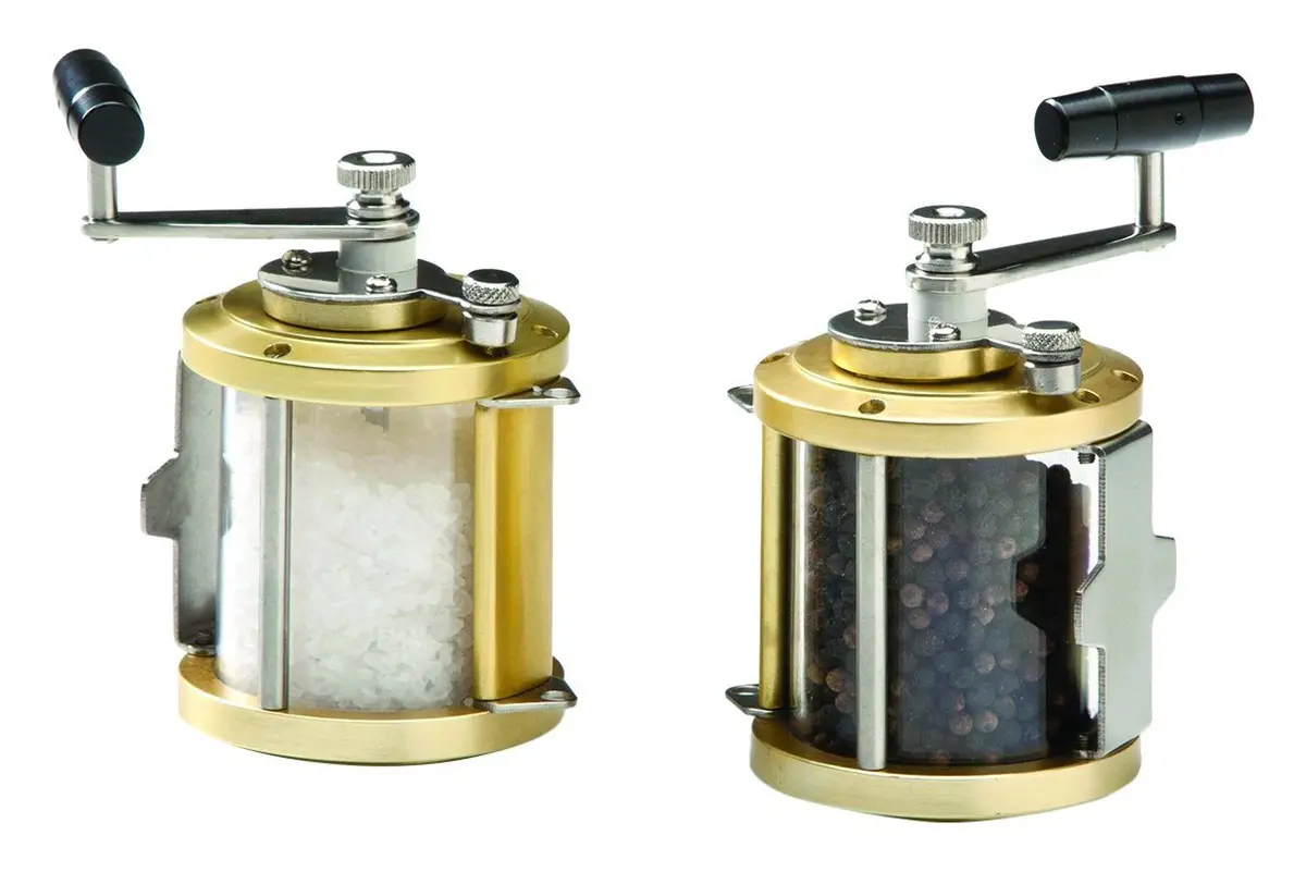 Galleyware Kn1001 Salt & Pepper Shaker Mills In Shape Of Penn Reels 1