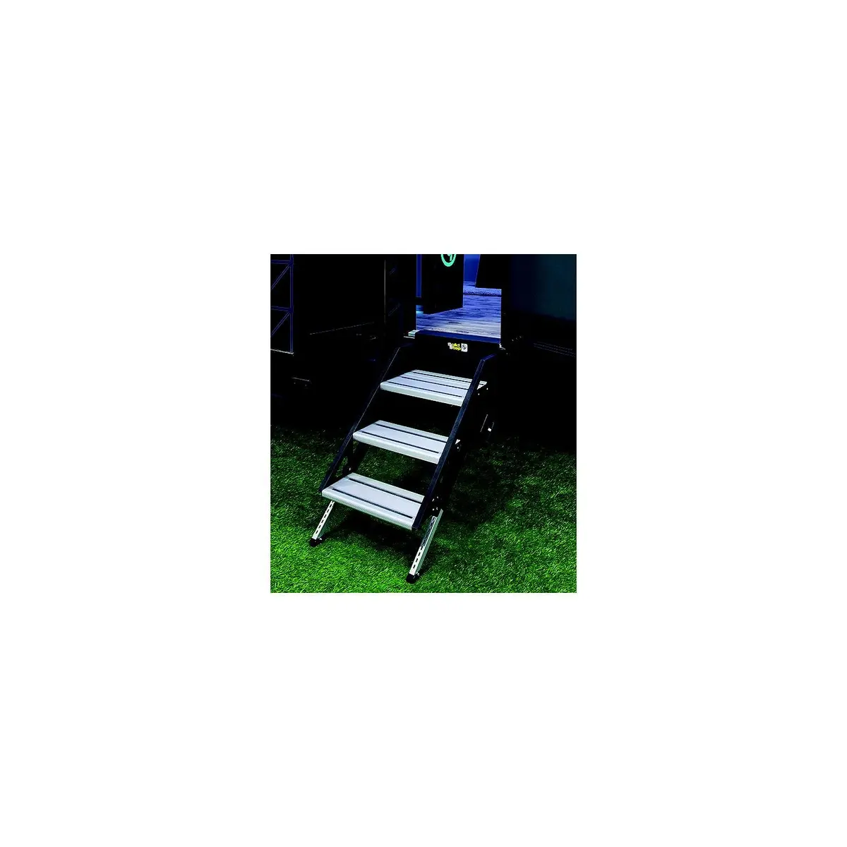 Lippert 791573 Step, 3-Step, 30" W 1